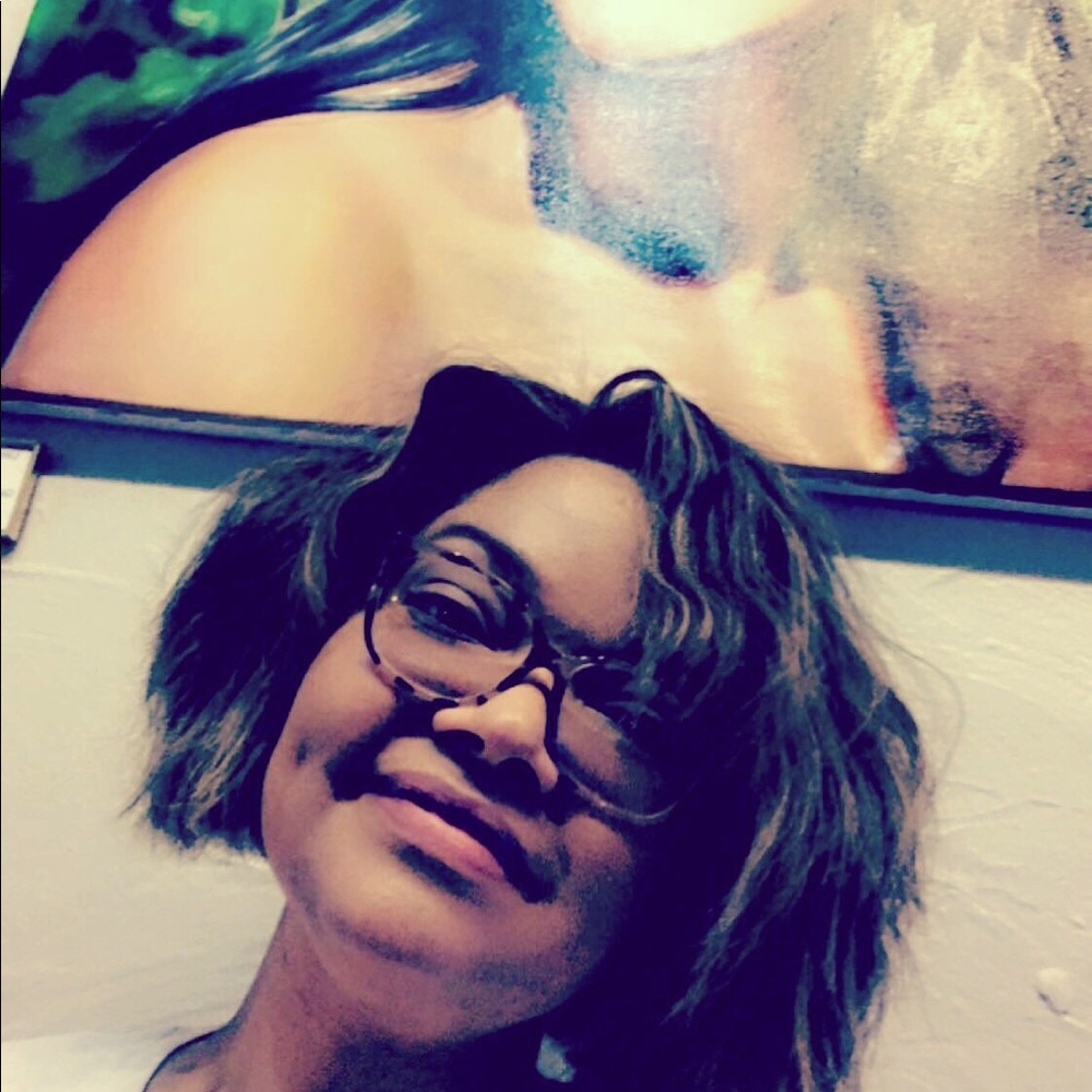 Meet your Posher, Onawa